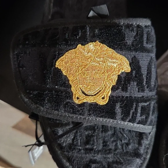 Versace Black and Gold Slides Unisex Full Inclusion - Picture 2 of 8